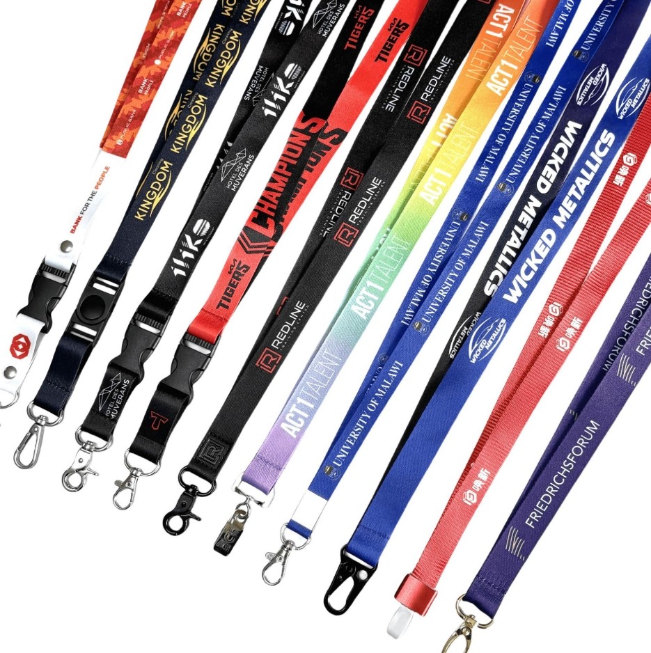 HOOKAH KEYCHAIN & LANYARD